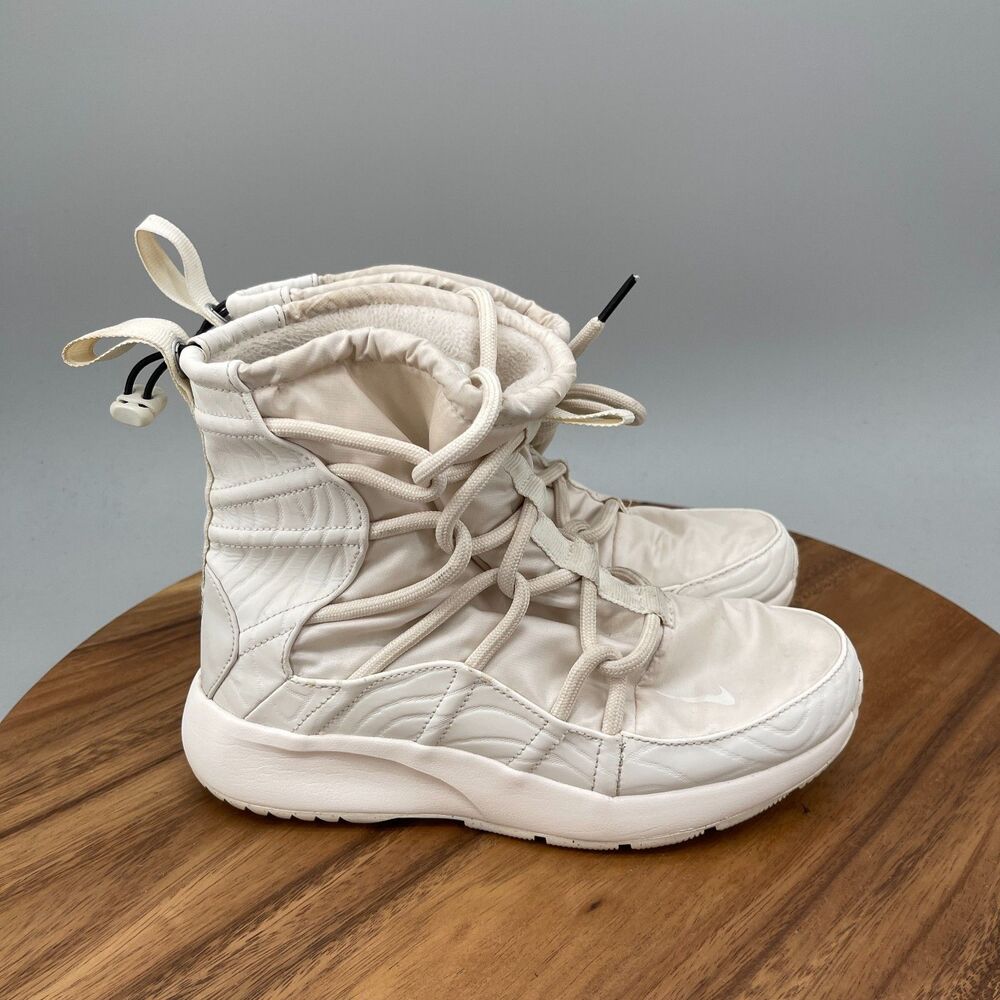 Nike Tanjun Phantom High Rise Boots Womens Size 6 White Ivory Casual Comfort